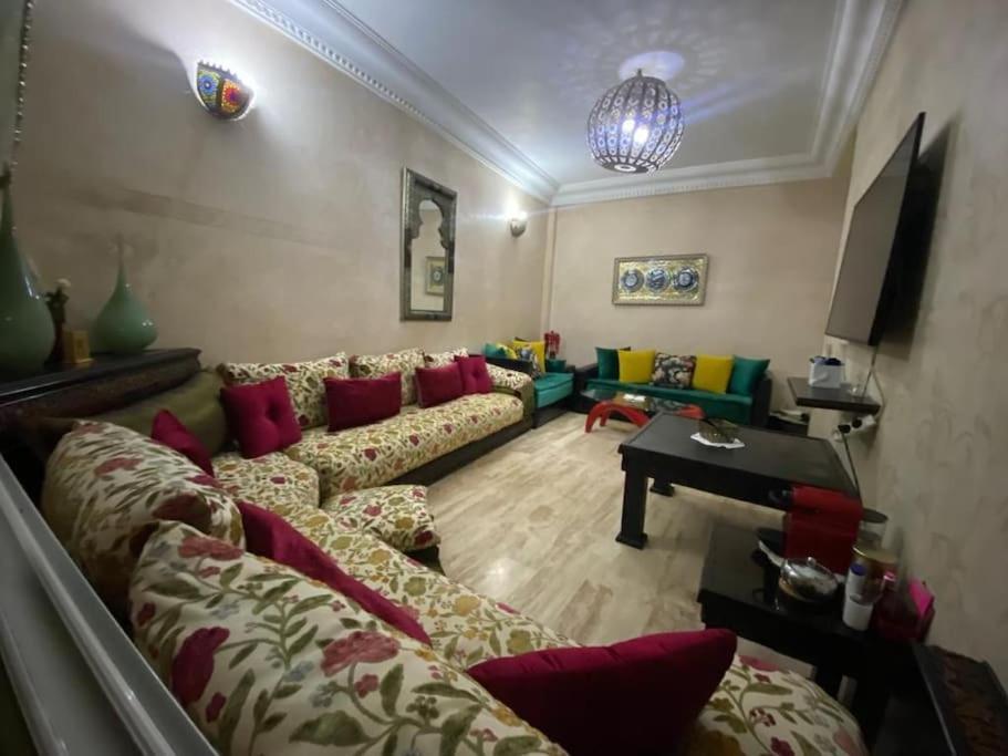Feels Like Home, Nice With Terrace In City Center, Free Private Parking, Val Fleuri Maarif Apartamento *